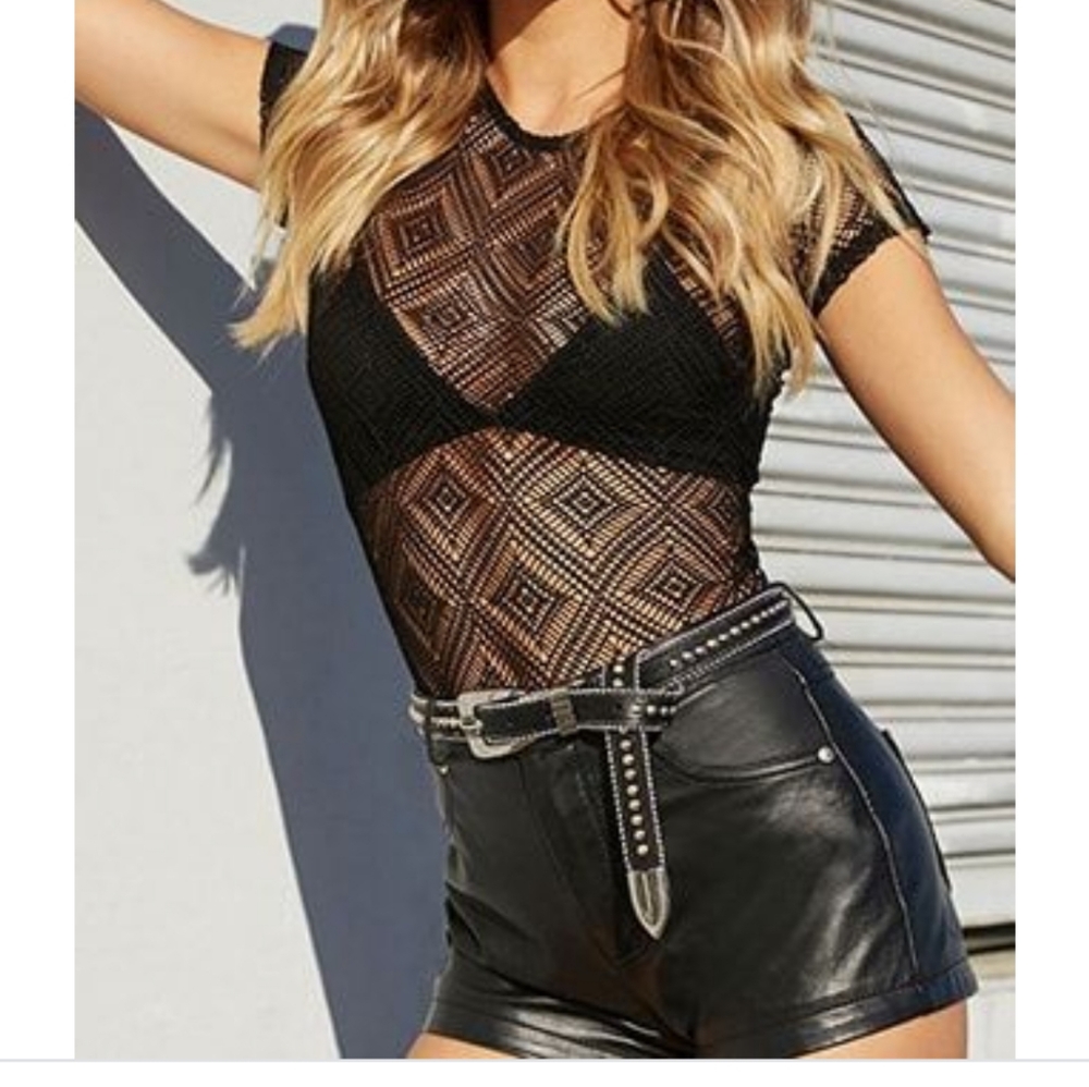 Open knit short sleeve shirt